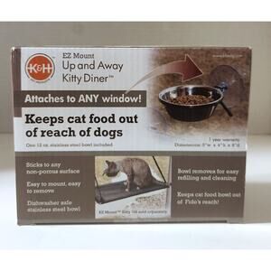 K&H Pet Products EZ Mount Up and Away Kitty Diner Keeps Food Out of Reach of Dog